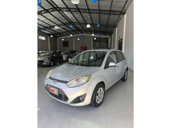 FORD FIESTA 1.6 ROCAM HATCH 8V FLEX 4P MANUAL